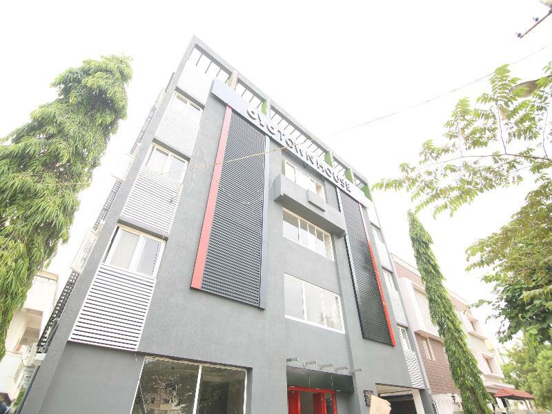 Townhouse Airport Road Hotel Yelahanka Eksteriør billede